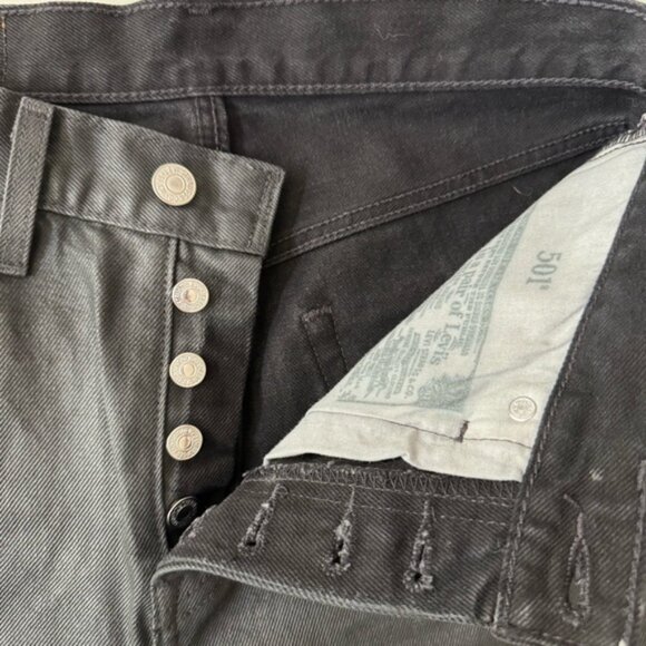 Levi’s 501 Wax Coated Straight Leg 💯% cotton Posh Party Black Women’s size 27 - Picture 8 of 15